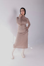 Load image into Gallery viewer, turtleneck Rouched wool dress