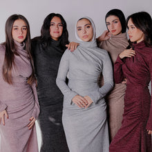 Load image into Gallery viewer, turtleneck Rouched wool dress