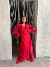 Load image into Gallery viewer, Ruffles wrapped dress in Red