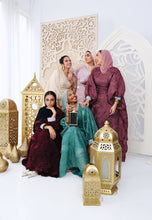 Load image into Gallery viewer, Pearl Organza Plissé Kaftan