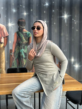 Load image into Gallery viewer, Asymmetrical Rouched side Top