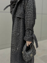 Load image into Gallery viewer, Waterproof Leopard print Long coat
