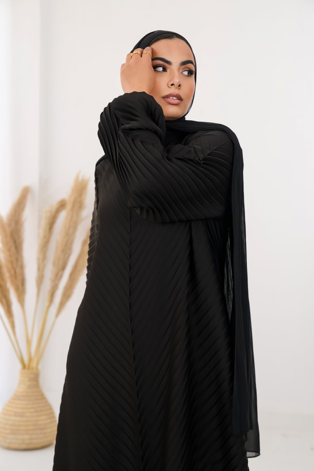 Black Plisse Abaya Embroidered with belt