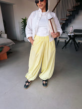 Load image into Gallery viewer, Balloon fit pants
