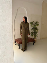 Load image into Gallery viewer, twisted knot maxi dress in Olive
