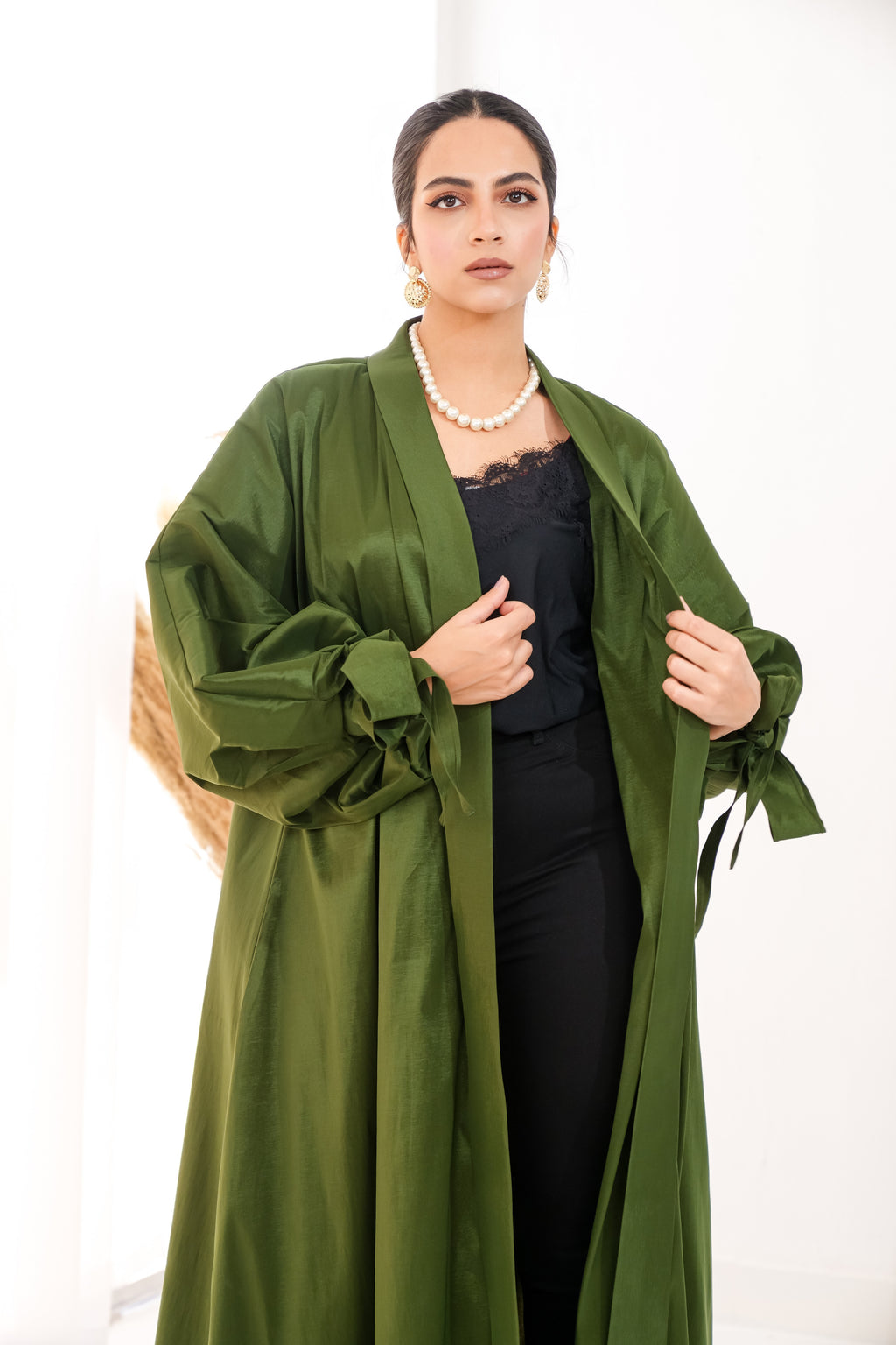 Puffed sleeves Kaftan in olive