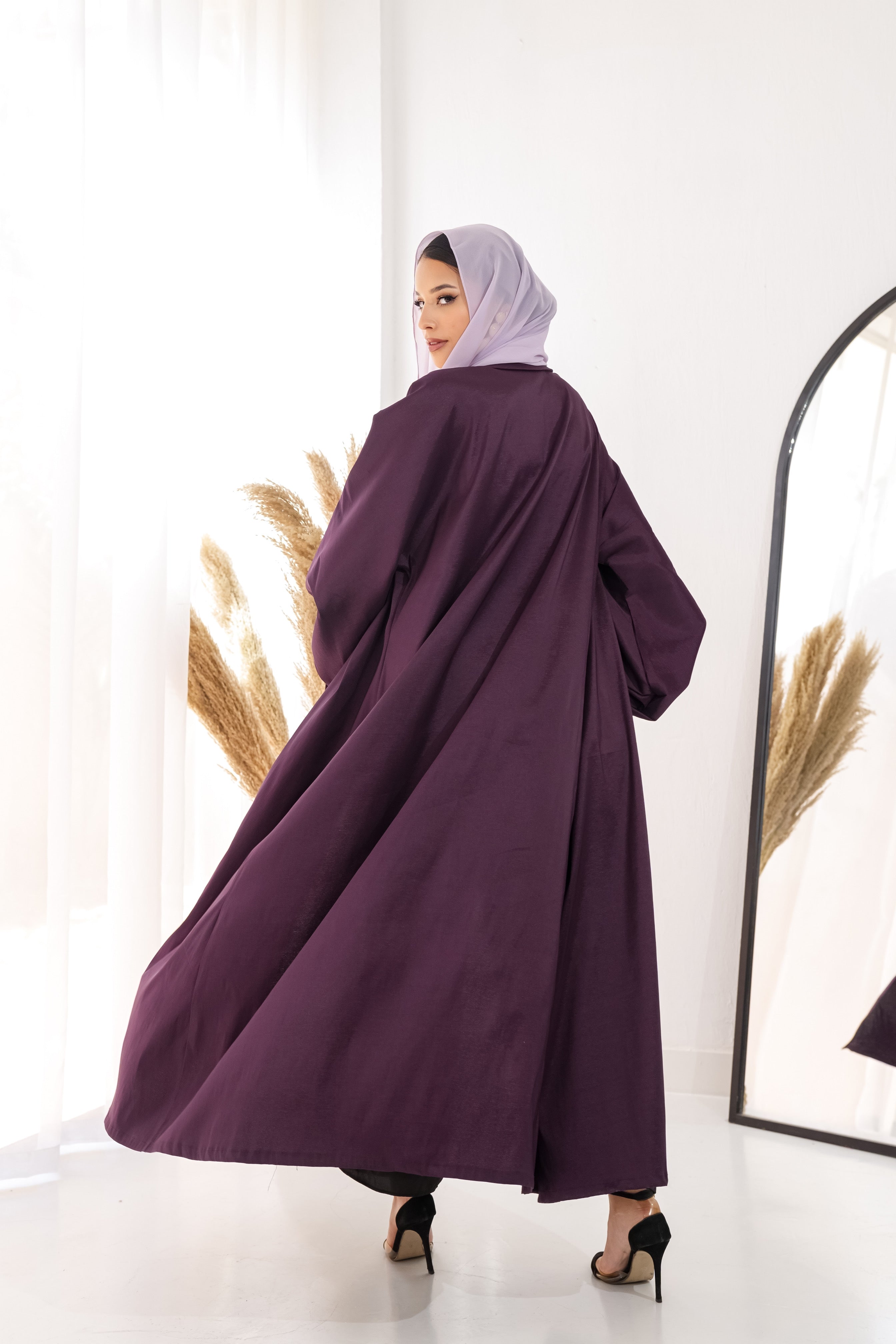 Puffed sleeves kaftan in purple