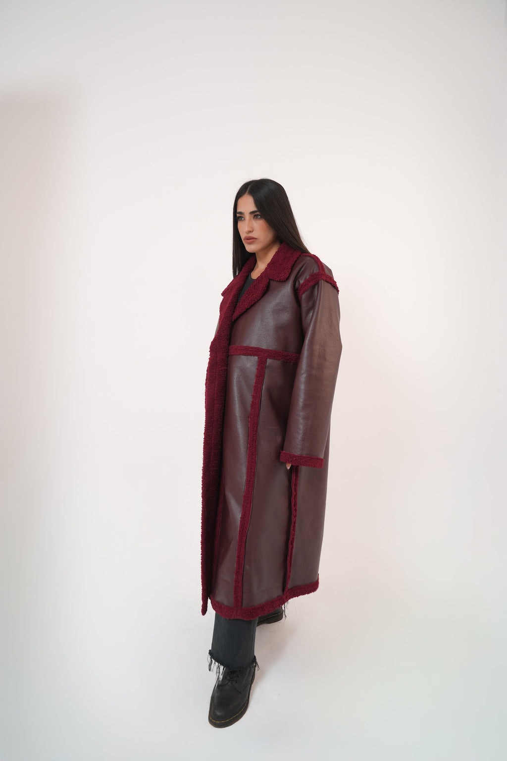 Premium Fur Leather - long coat in burgundy
