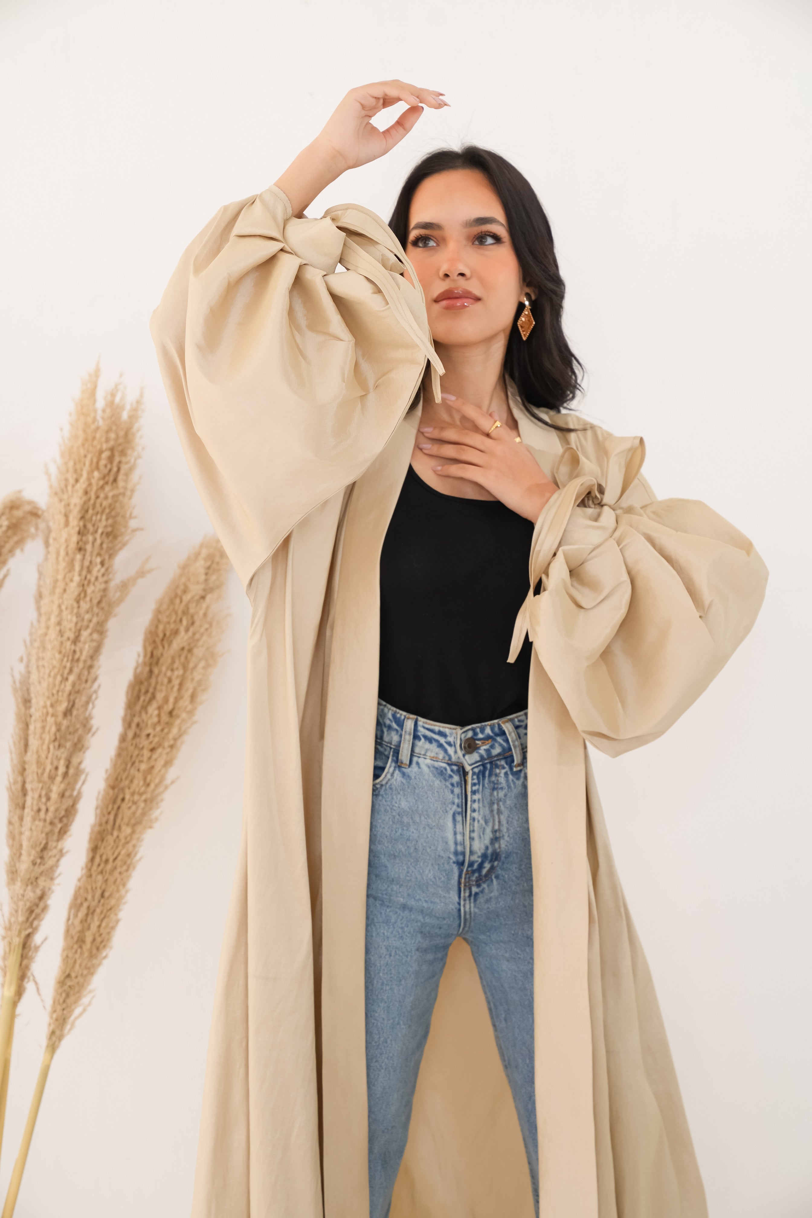 Puffed sleeves kaftan in beige