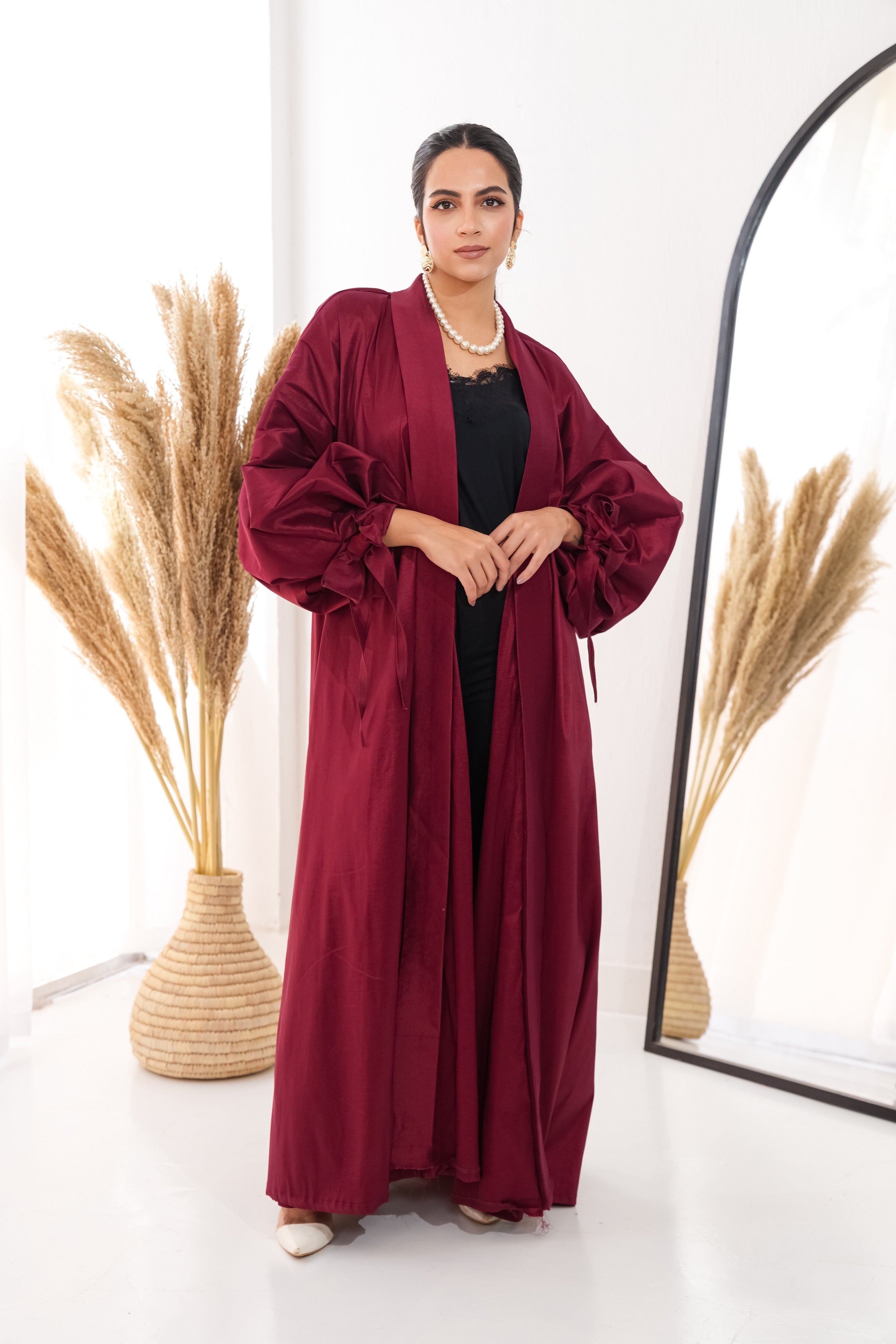 Puffed sleeves kaftan in Dark red