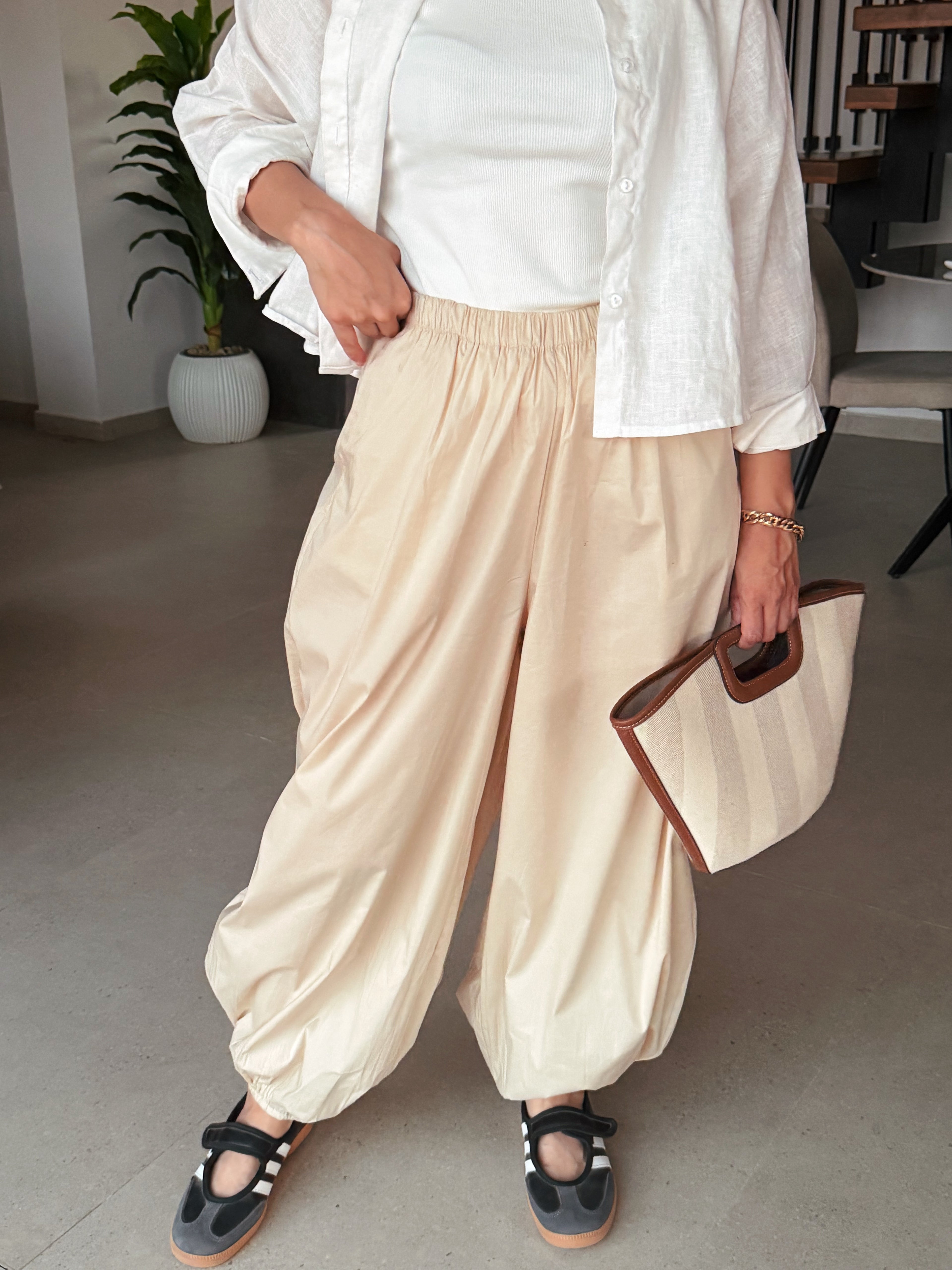 Balloon fit pants