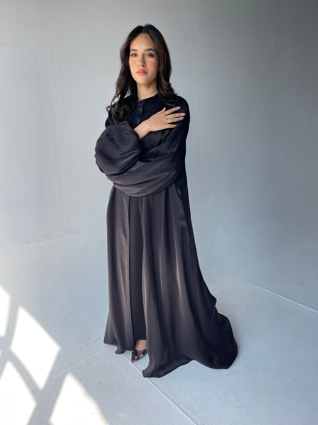 Balloon Sleeves Abaya with basic dress in Black