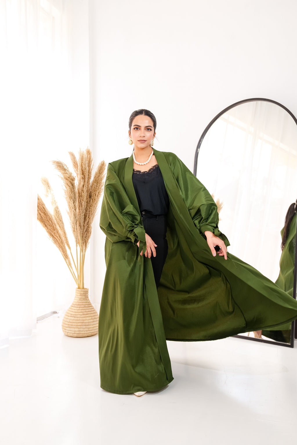 Puffed sleeves Kaftan in olive