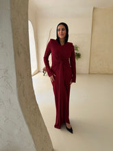 Load image into Gallery viewer, Twisted knot maxi dress in Dark red

