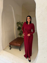 Load image into Gallery viewer, Twisted knot maxi dress in Dark red
