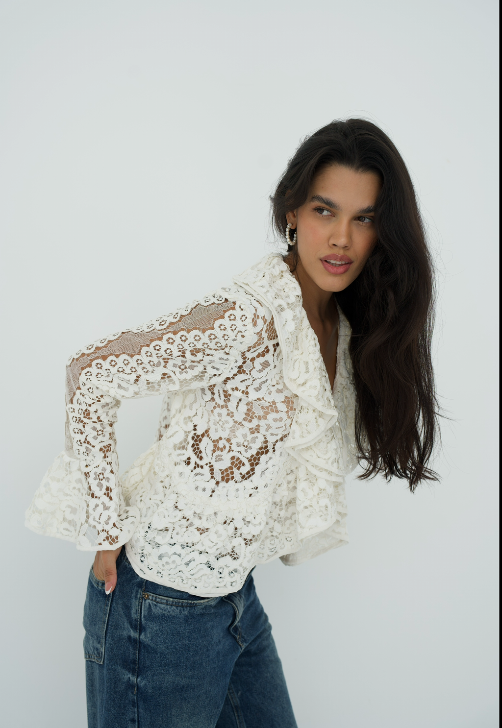 Lace ruffles top