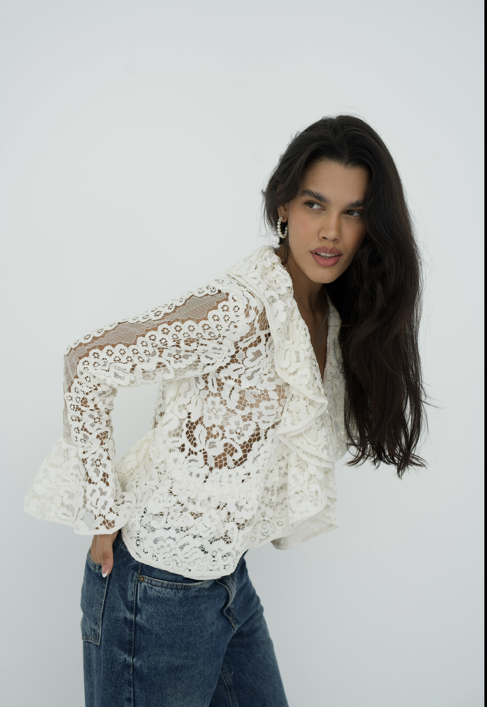 Lace ruffles top