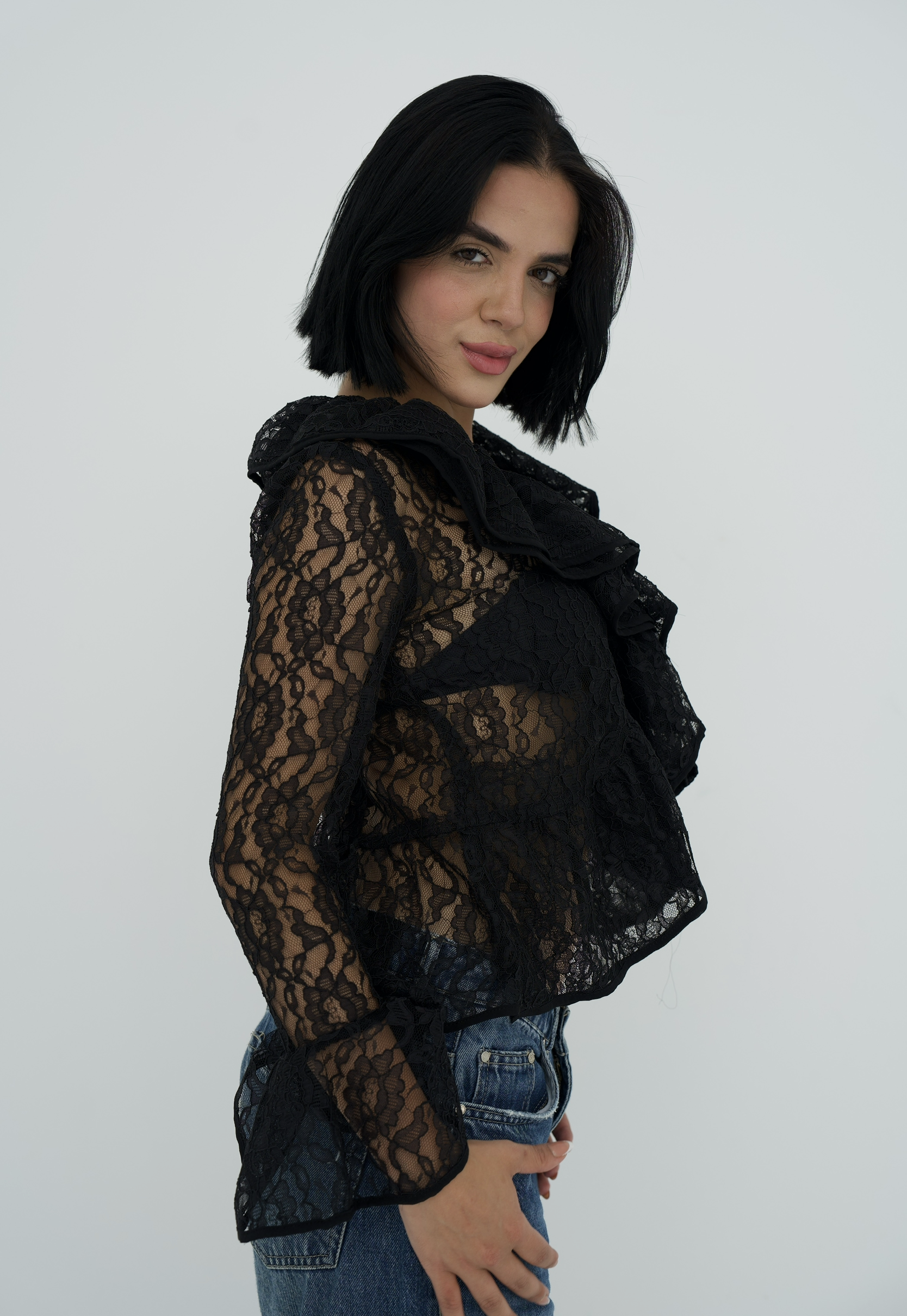 Lace ruffles top