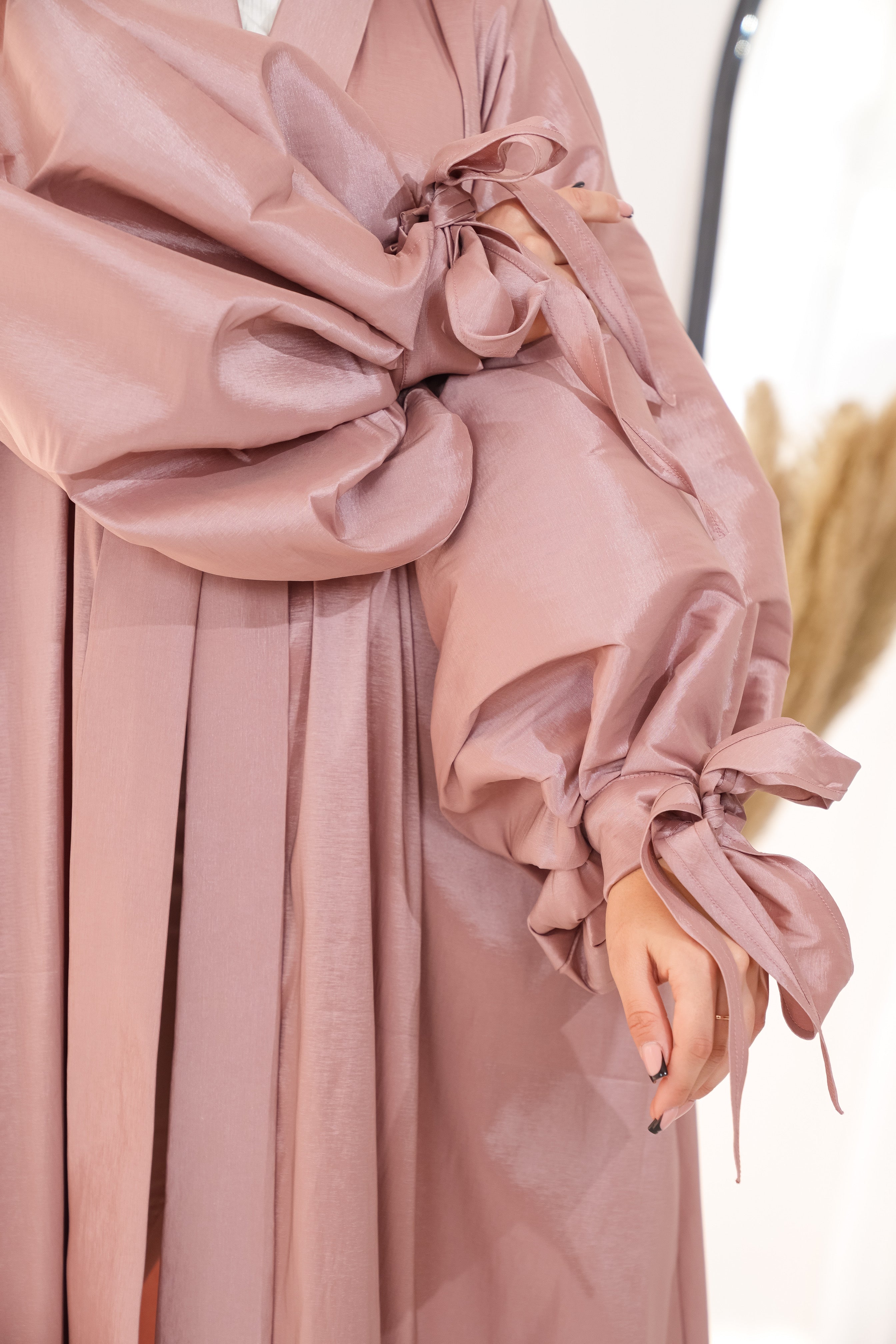 Puffed sleeves kaftan in nude pink