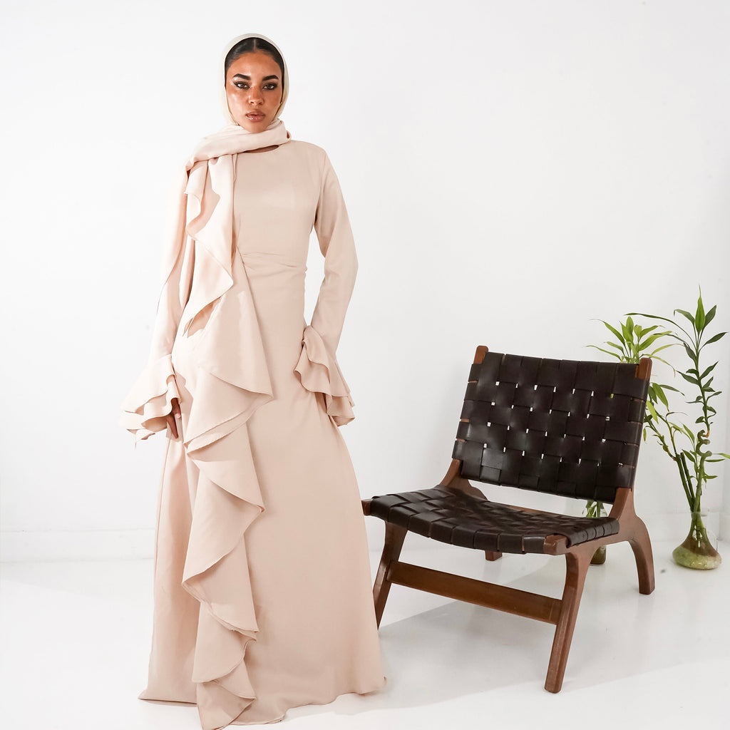 Flowy ruffles side in Beige