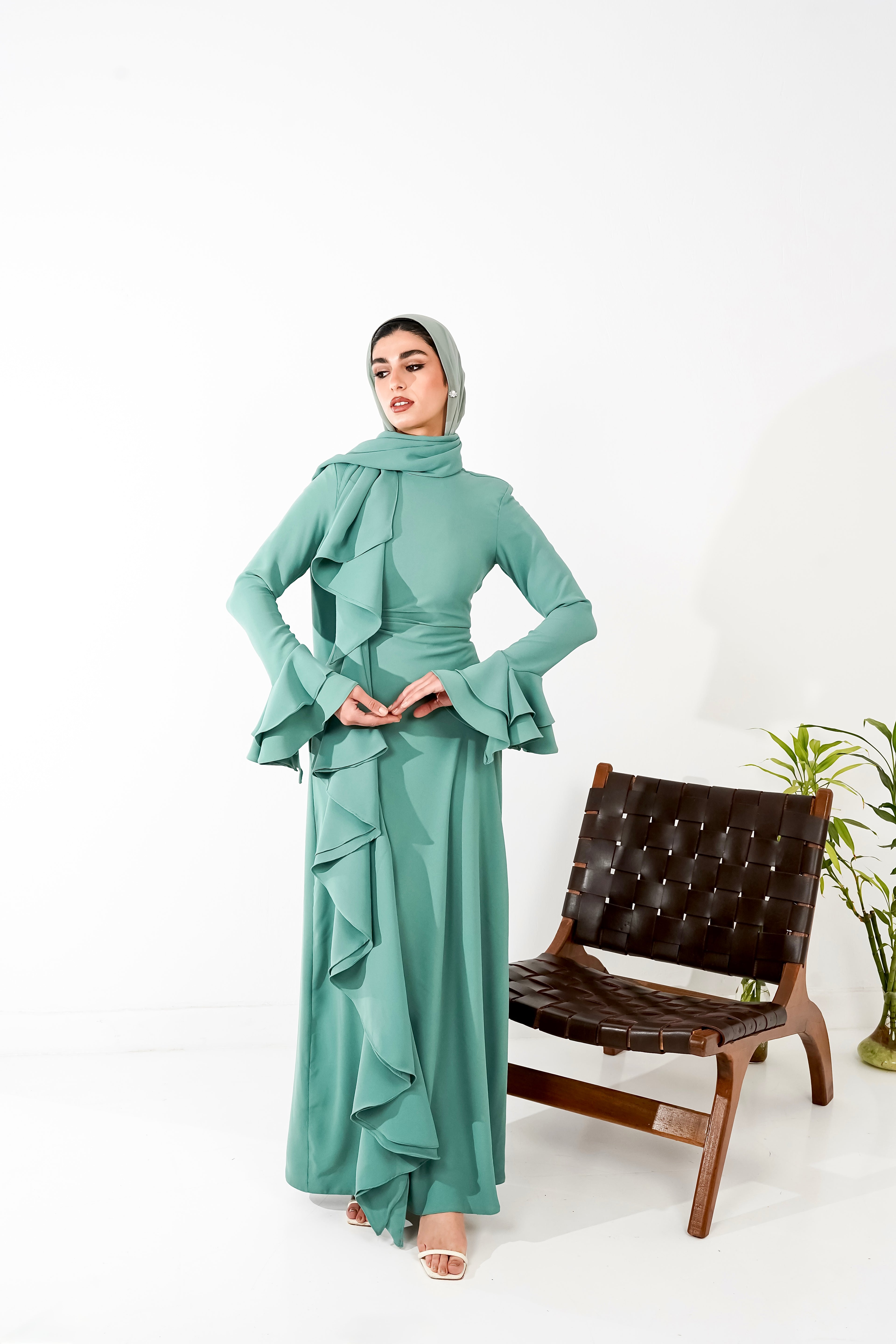 Flowy side ruffle dress in Teal