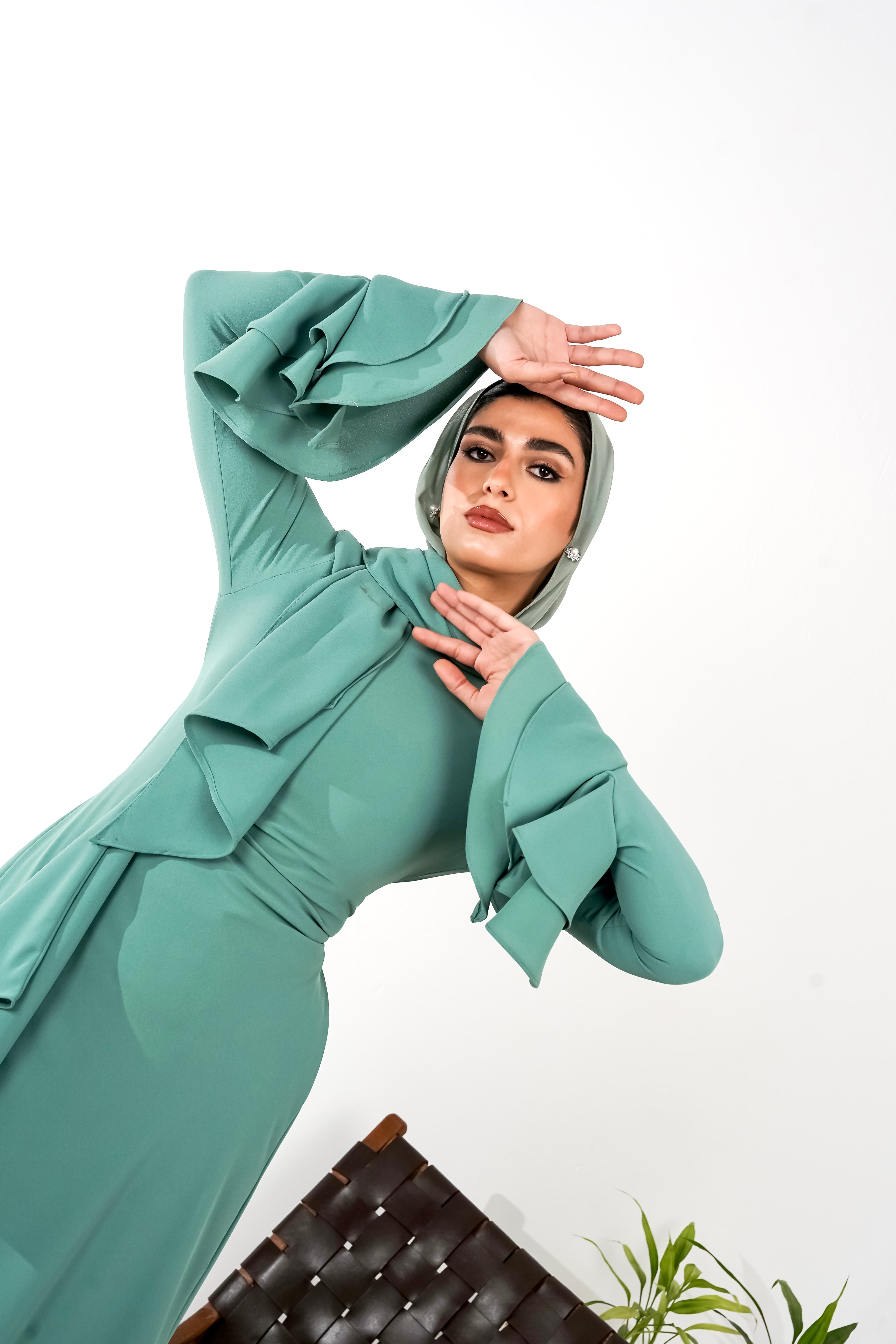 Flowy side ruffle dress in Teal