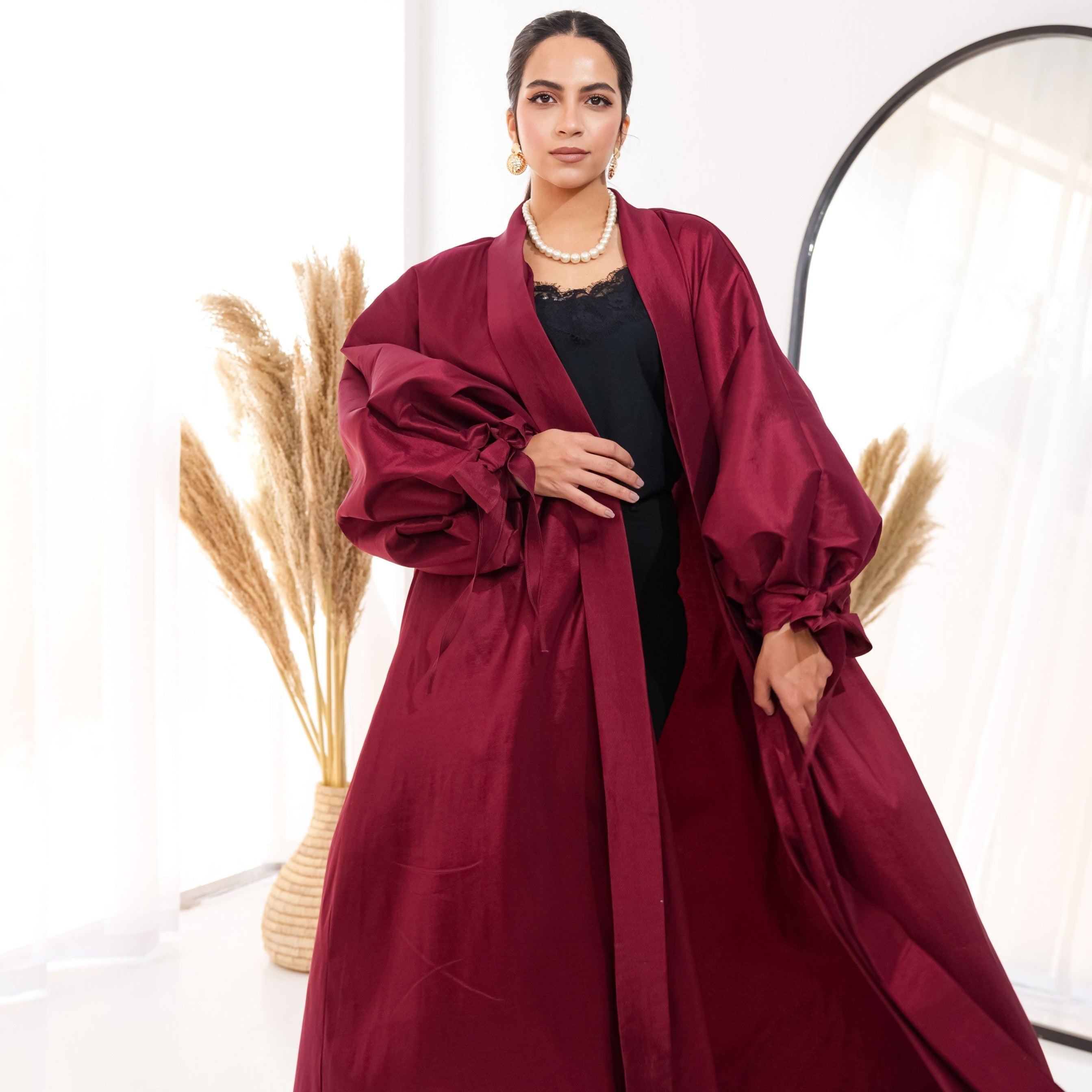 Puffed sleeves kaftan in Dark red