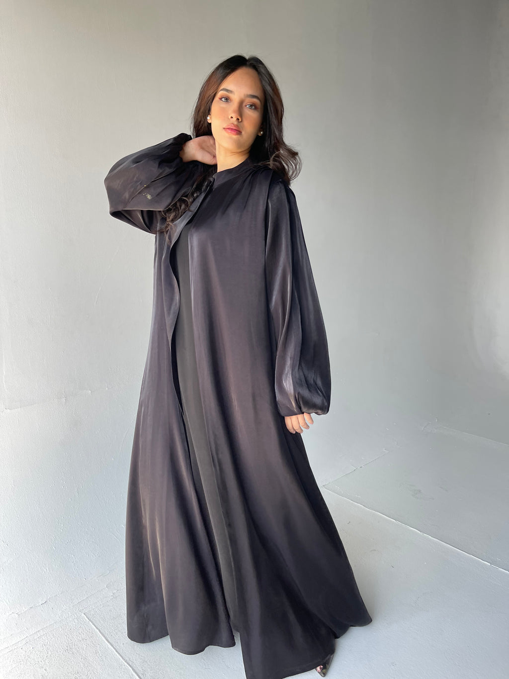 Balloon Sleeves Abaya with basic dress in Black