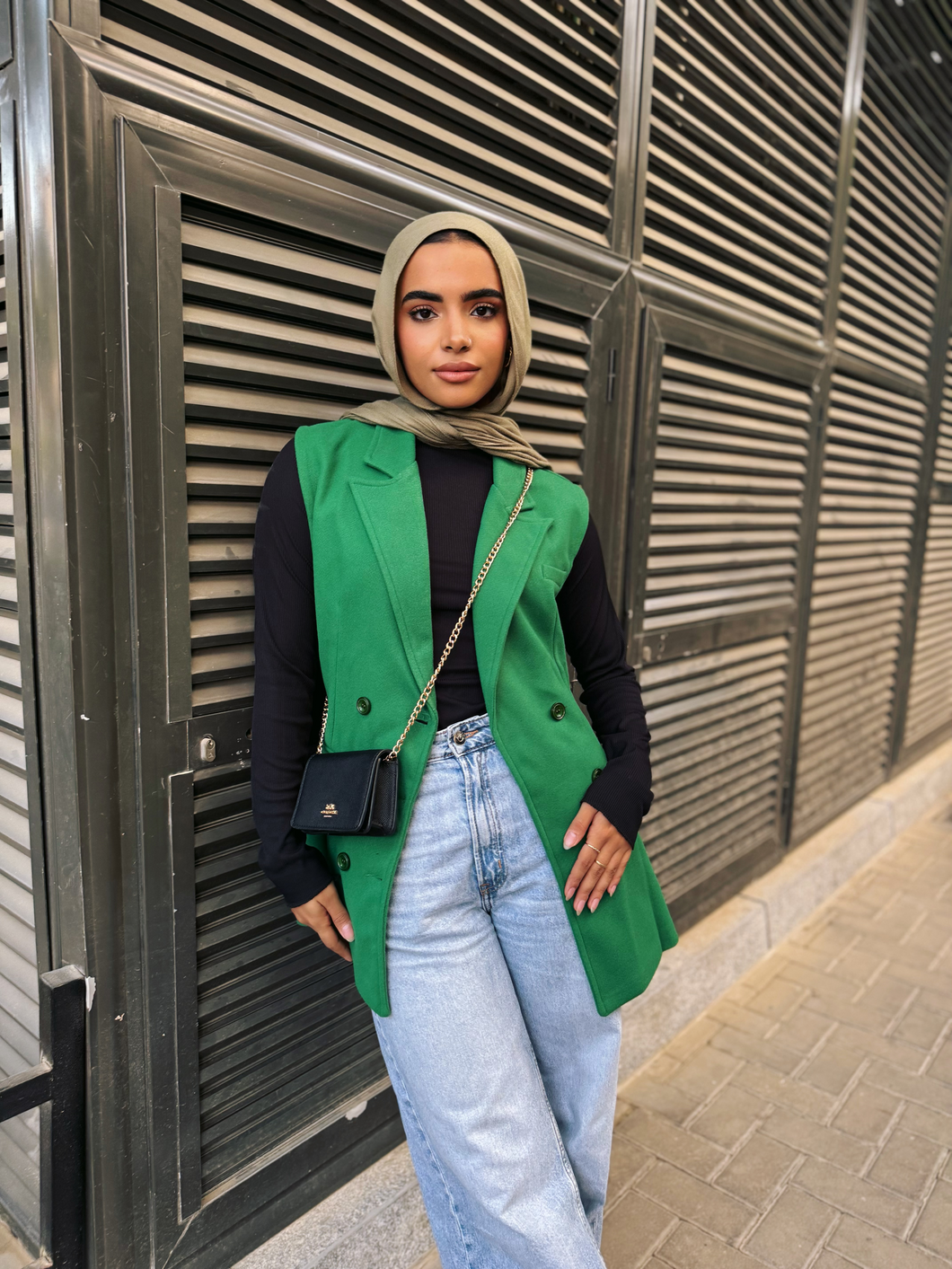 Wool Sleeveless Pocket long Vest in Green