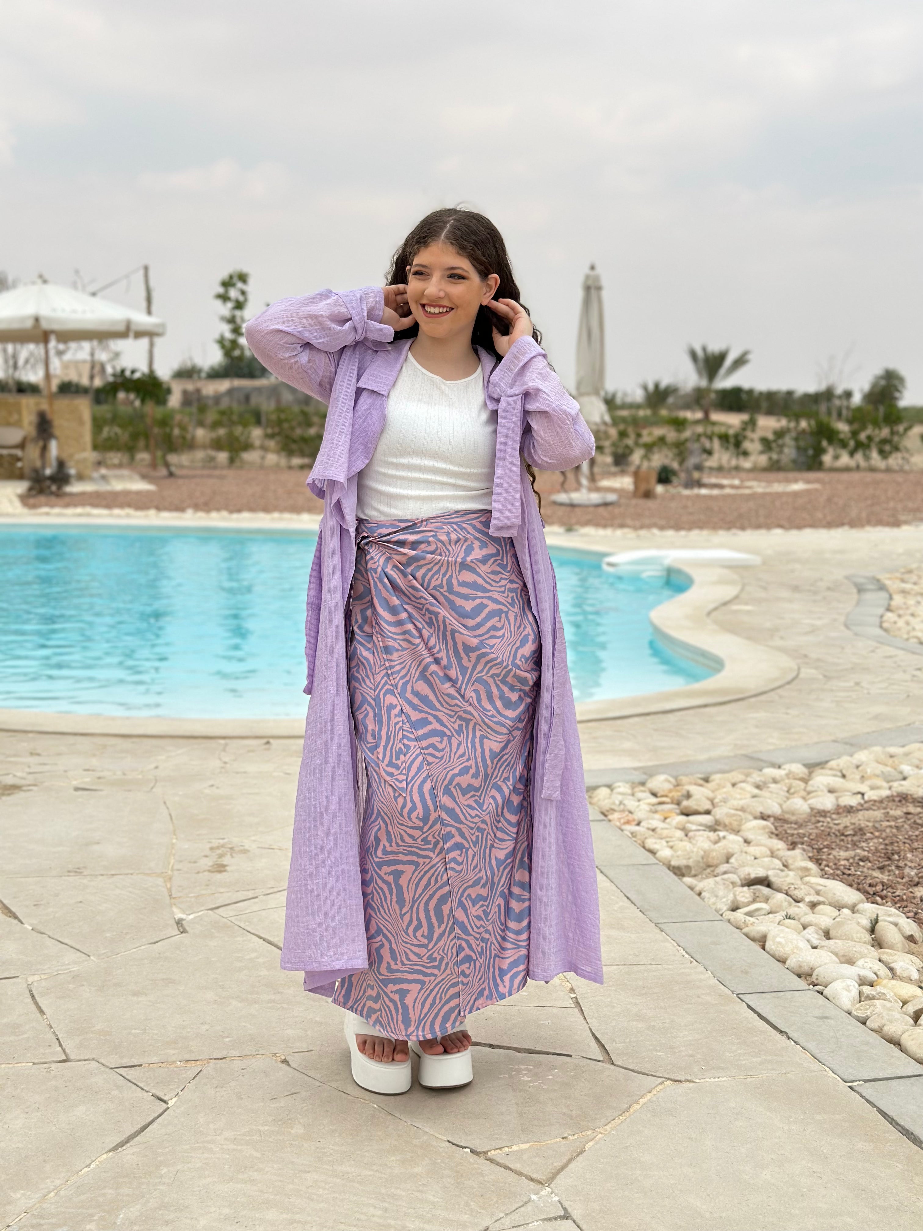 Wrapped satin patterned skirt