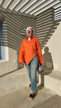 Load image into Gallery viewer, Pure linen High-Low shirt
