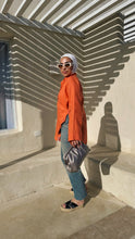 Load image into Gallery viewer, Pure linen High-Low shirt
