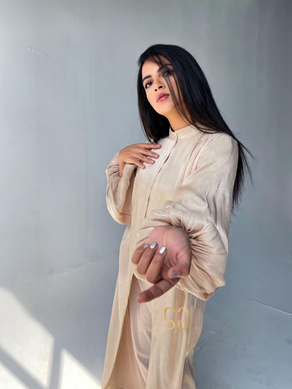 Balloon Sleeves Abaya with basic dress in Beige