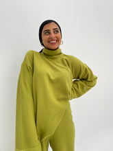 Load image into Gallery viewer, Oversized Top &amp; Wide Leg Pants Set in Lime green
